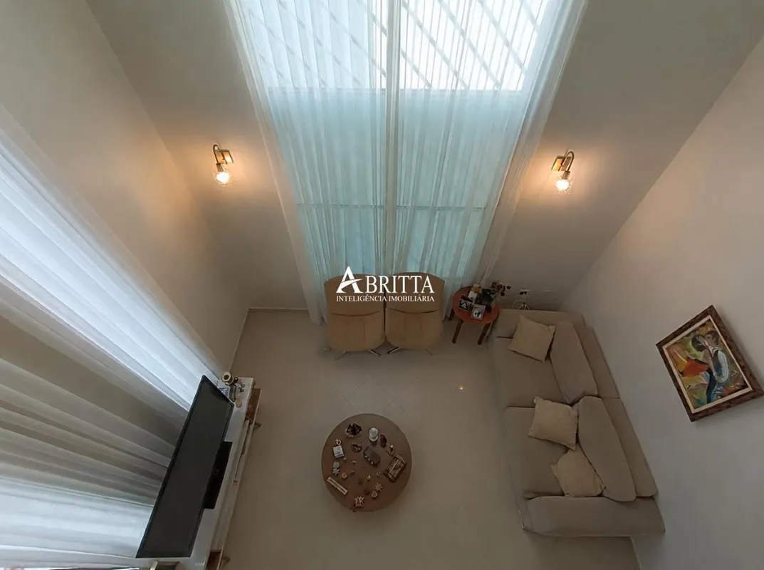 Casa espaçosa e confortável, localizada na melhor região do Areal, em uma área r...
