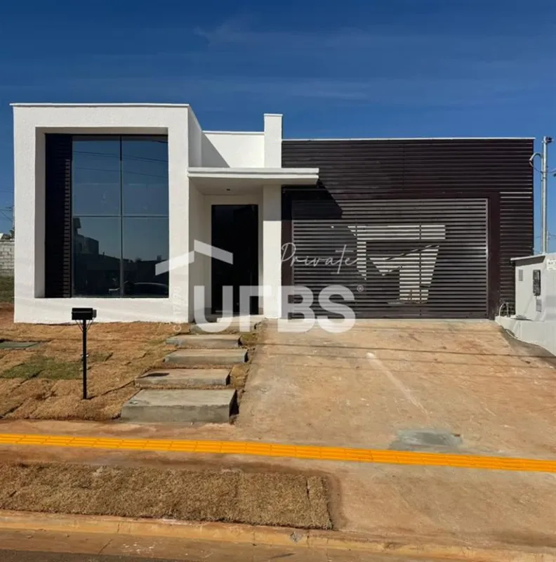COD U-0034709 - Casa Térrea à Venda no Jardins Parma | 3 Suítes | Piscina | Goiâ...