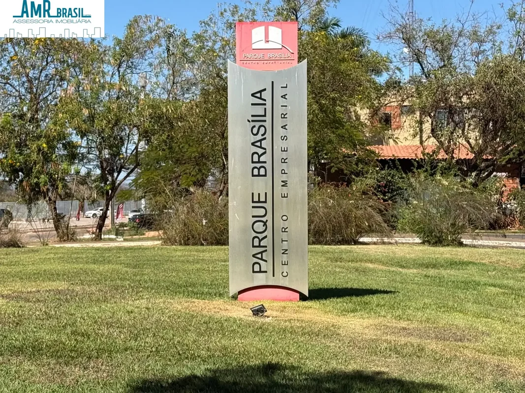 Excelente sala comercial no Centro Empresarial Parque Brasília.- Localizada no S...