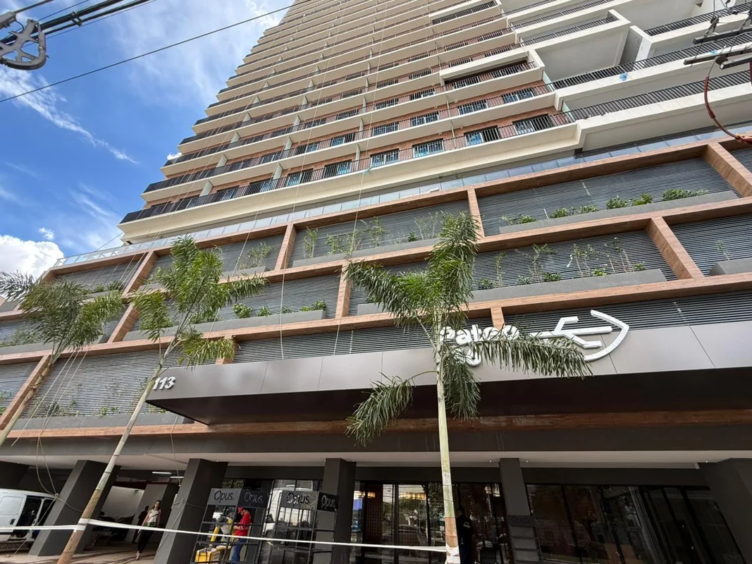 Sala comercial localizada na Av 136 Entrega Dezembro de 2025 Metragem: 181,00 me...
