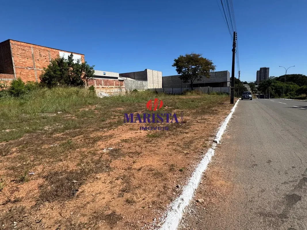 ÁREA/LOTE COMERCIAL LOCALIZADA NO SETOR PARQUE ITATIAIA EM APARECIDA DE GOIÂNIA,...