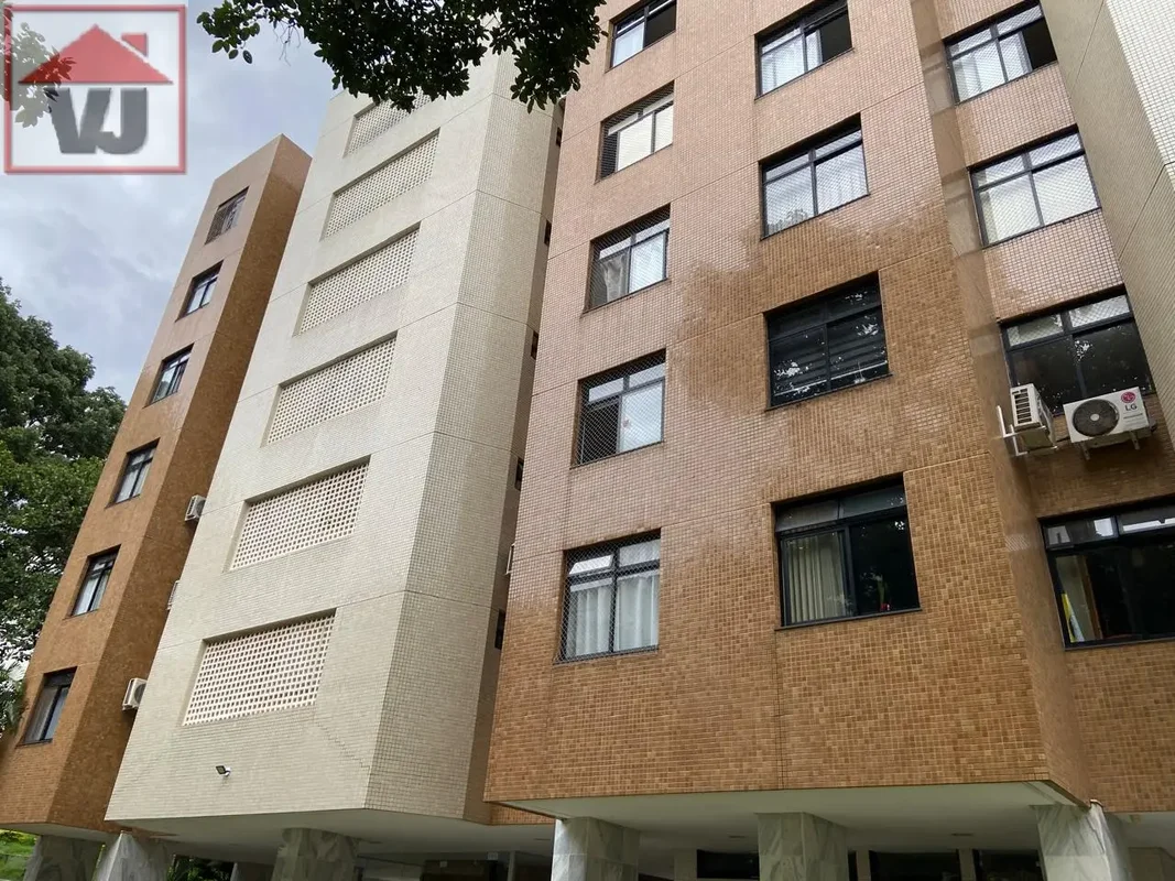 Excelente localização, vazado, desocupado para reformar.Conheça este apartamento...