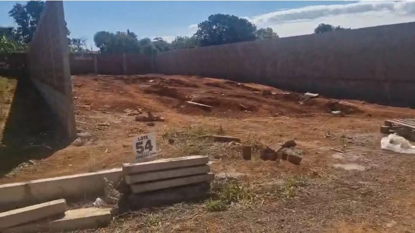 Lote à venda na Rua 4 da Vicente PiresDentro de condomínio400m 20/08/26
