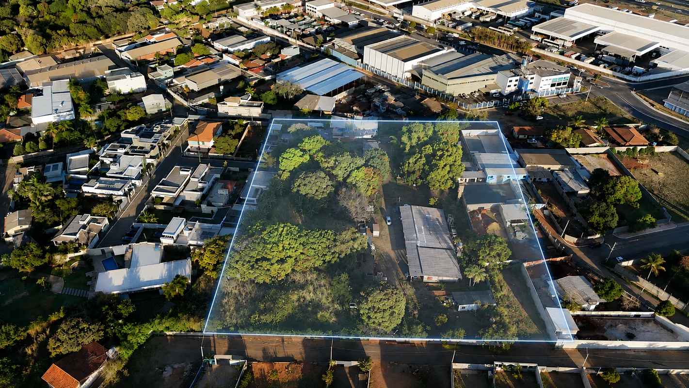 TERRENO DE 10.000 M² À VENDA – EXCELENTE OPORTUNIDADE PARA INVESTIMENTOUma área ...