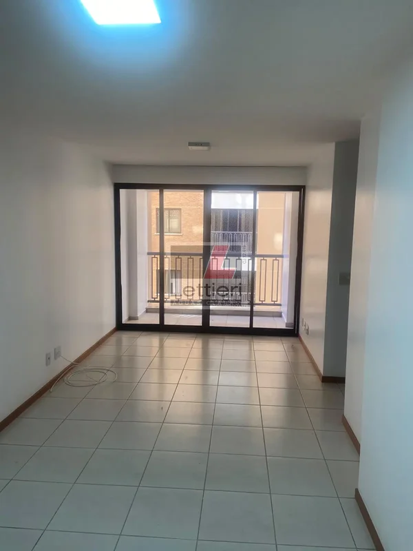 Lettieri Aluga! Excelente apartamento no Residencial Central Park:-Sala ampla co...