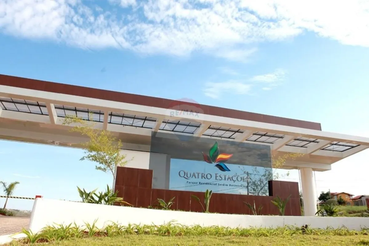 Apresentamos este excelente lote com 747,52 m², ideal para quem busca espaço, pr...