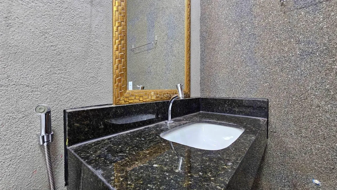 Chácara no Condomínio Jardim do Oriente com 21 mil m²Chácara localizada no Condo...
