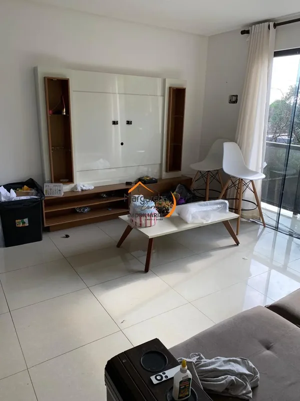 Imobiliária Margarete Corrêa vende lote com 2 residências no Condomínio Fraterni...