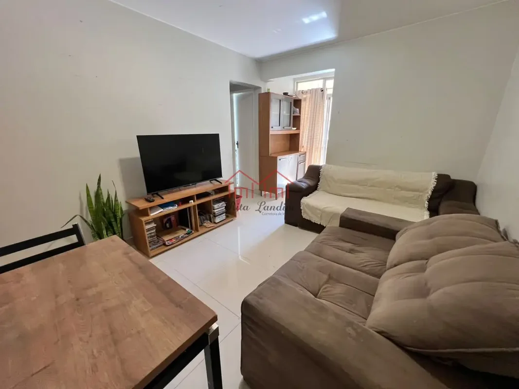 Uma oportunidade única no Núcleo Bandeirante: apartamento de 2 quartos com 70m²,...