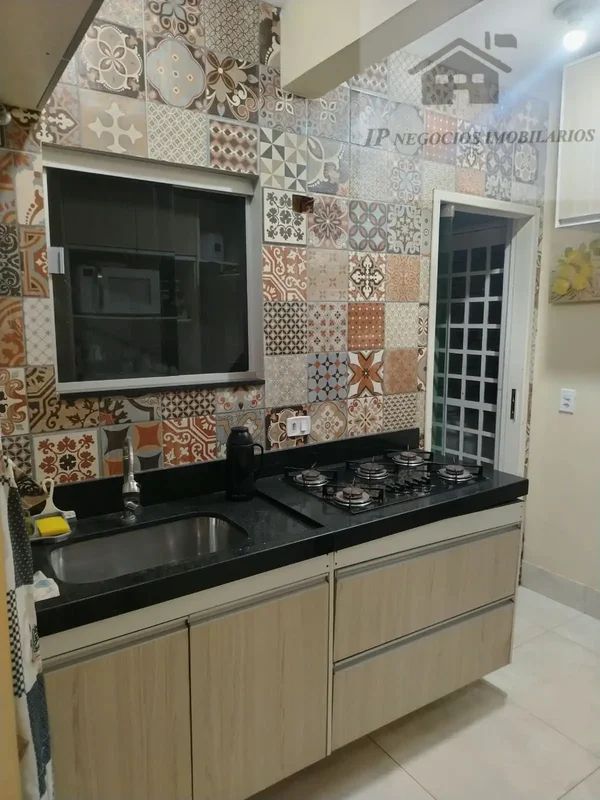 Excelente oportunidade de morar em uma casa espaçosa e confortável em Ceilândia ...