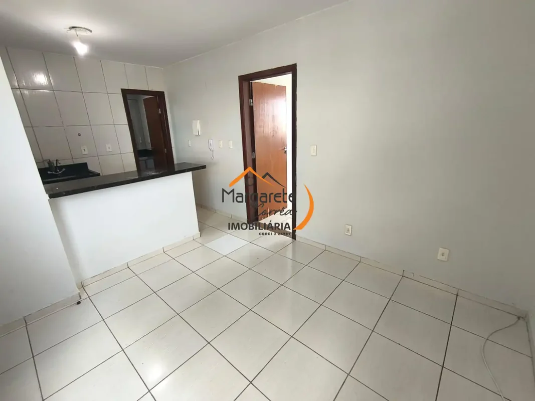 Imobiliária Margarete Corrêa vende apartamento no Império dos Nobres, 4° andar.C...