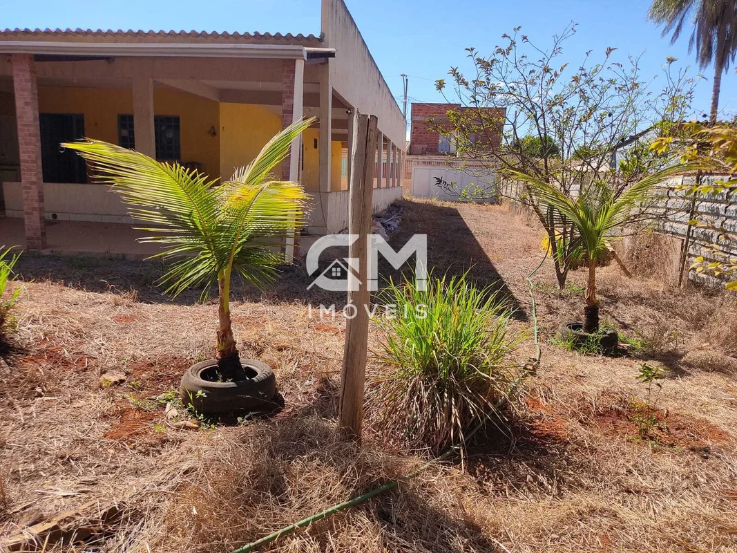 GM IMÓVEIS VENDE CASA NA HORTA COMUNITARIA - PLANALTINACASA E VARANDAS NA LAJETE...