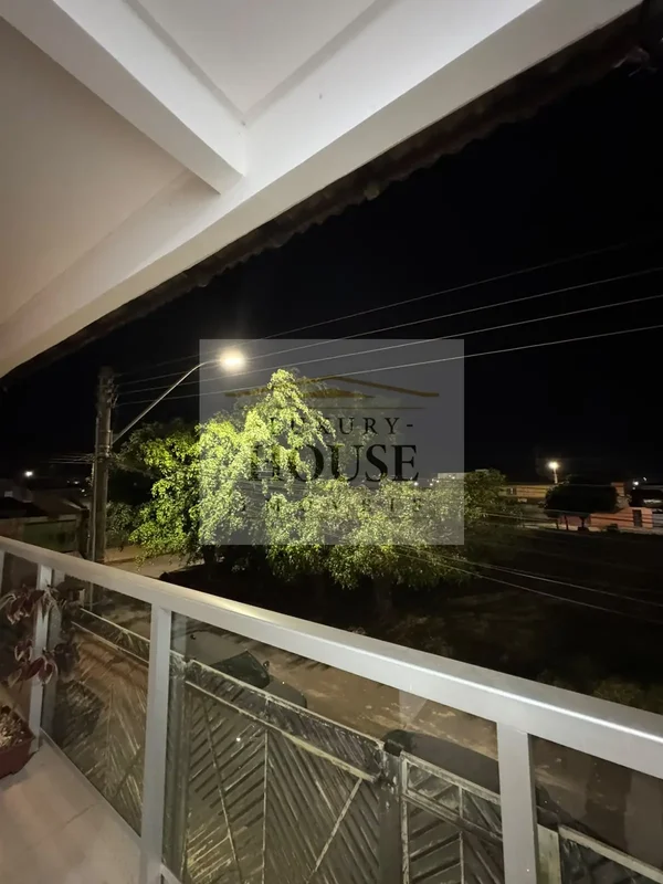 Descubra uma oportunidade única em Samambaia Sul: uma casa sobrado de 148m² com ...