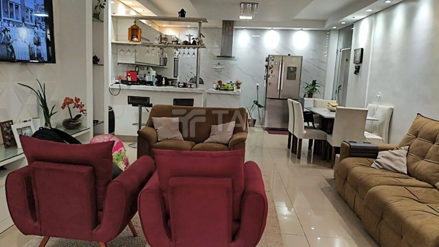 Excelente oportunidade para quem busca morar bem! Casa com 3 quartos, sendo 1 su...