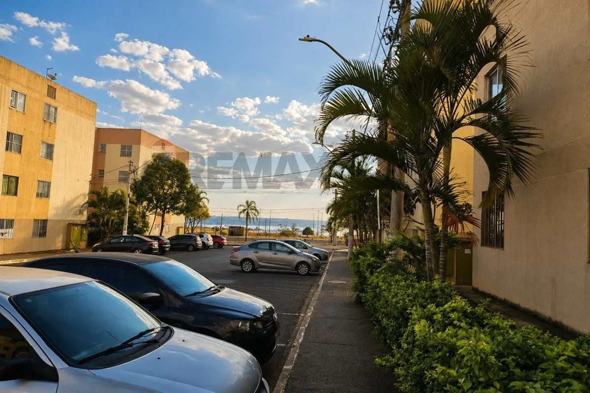 Descubra o seu novo lar neste apartamento encantador em Paranoá, Distrito Federa...