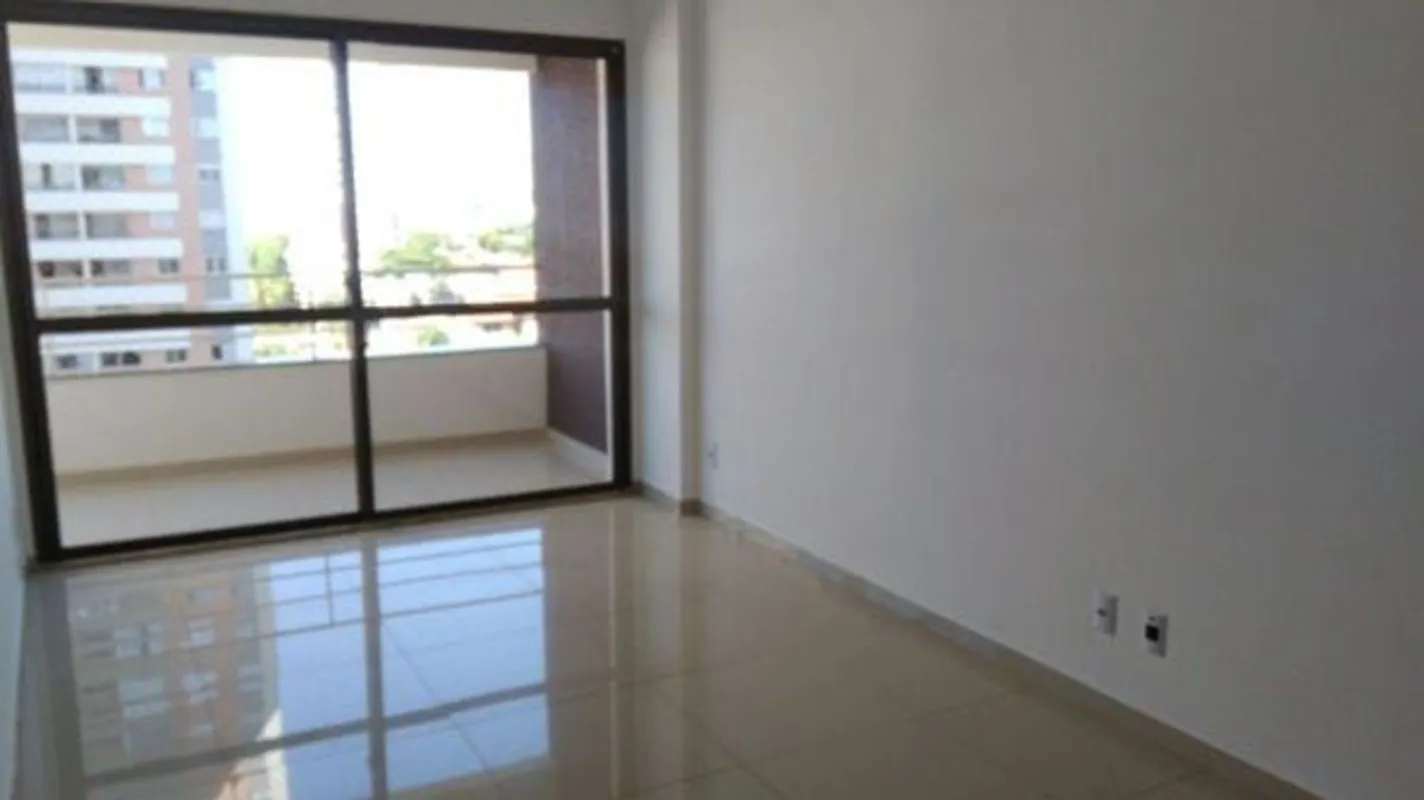 EDIFICIO CORELLI apto 604IMÓVEL LOCADO ATÉ 14/11/2026Amplo apartamento com 3 qua...