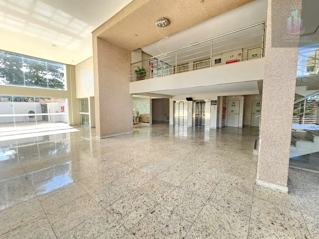 Apartamento 3 Quartos com Suíte | Vista Definitiva para a Praça | 100% Nascente ...