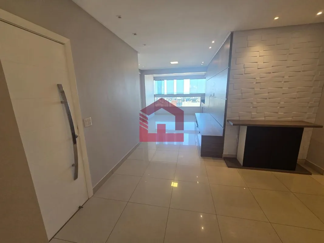 Fernandes & Coelho Imóveis aluga excelente apartamento de 111m² no Residencial V...