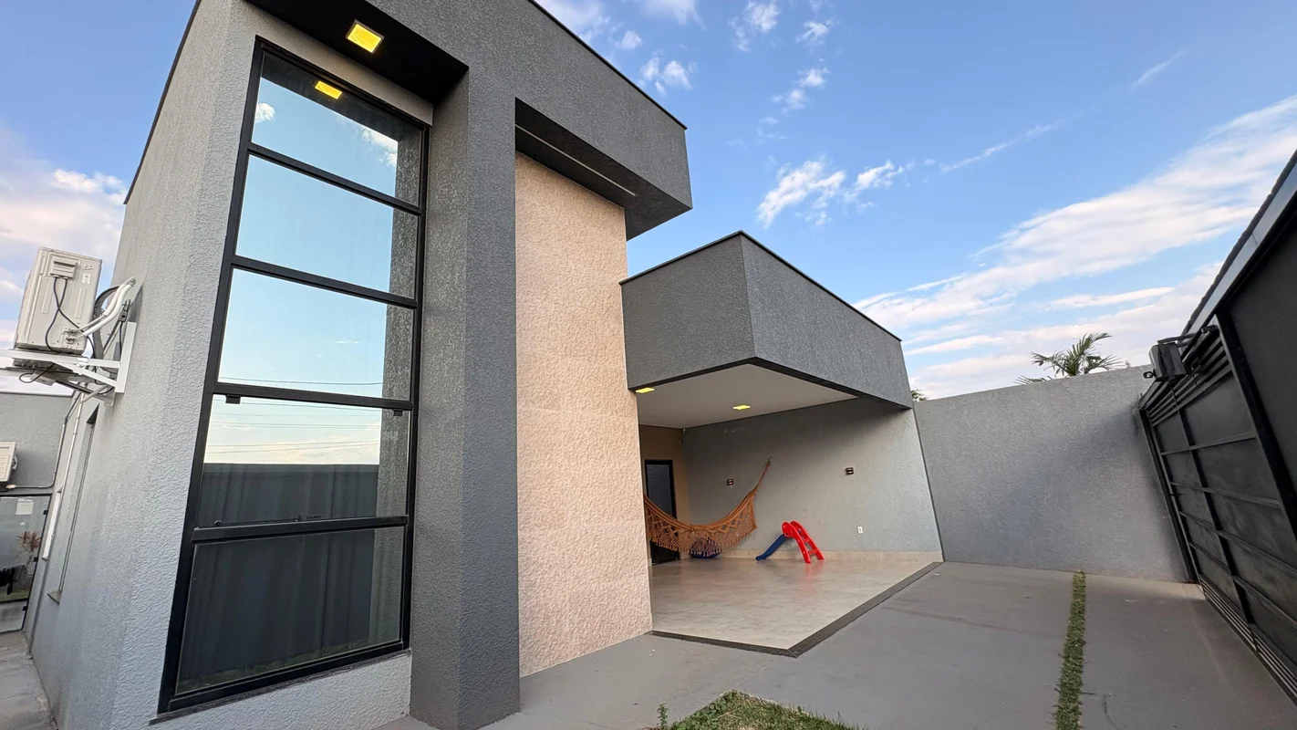 CASA MODERNA, COMPLETA E PRONTA PARA MORAR PONTE ALTA NORTEUma casa pensada para...