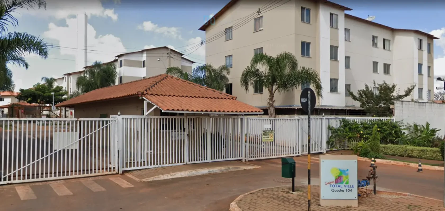 Excelente Casa Reformada na Quadra 104 do Total VilleA Imobiliária apresenta par...