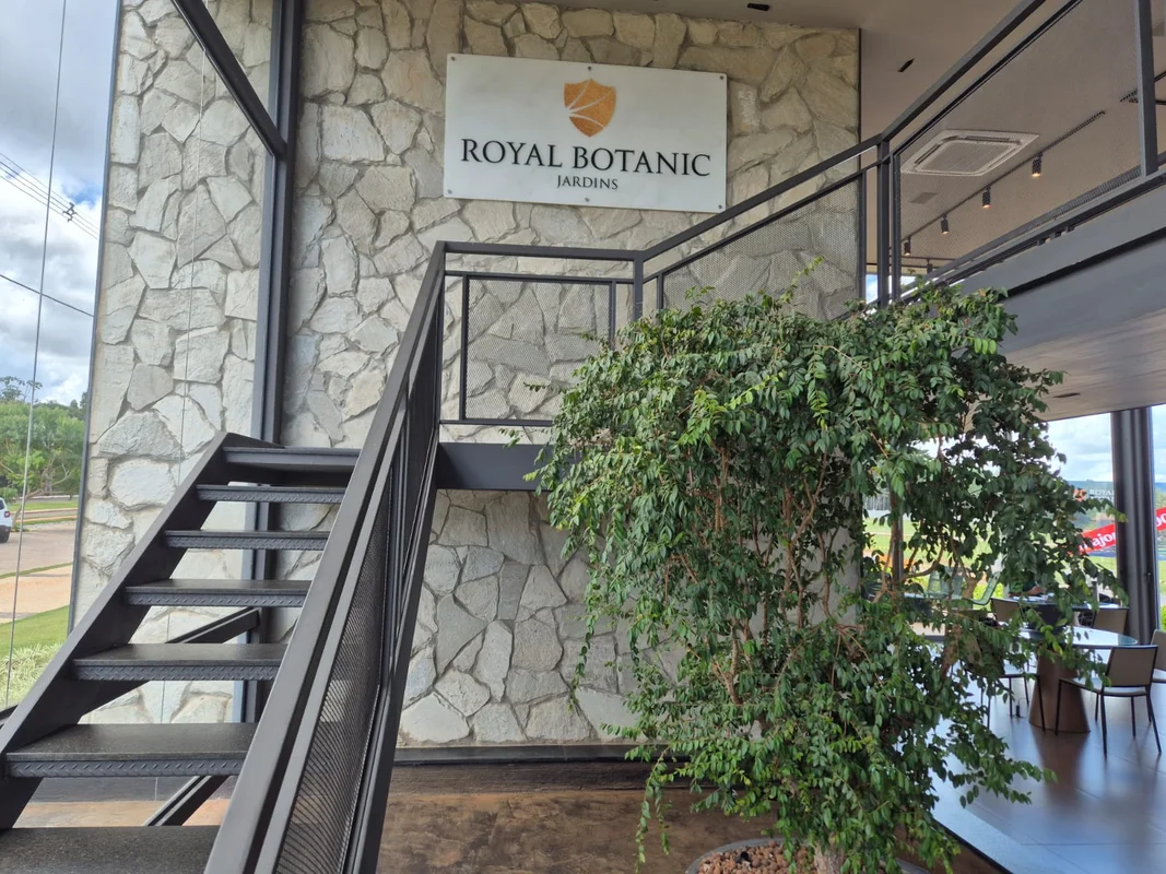 Lote de 390m² no Condomínio ROYAL BOTANIC, no Jardim Botânico, Brasilia, DF, com...