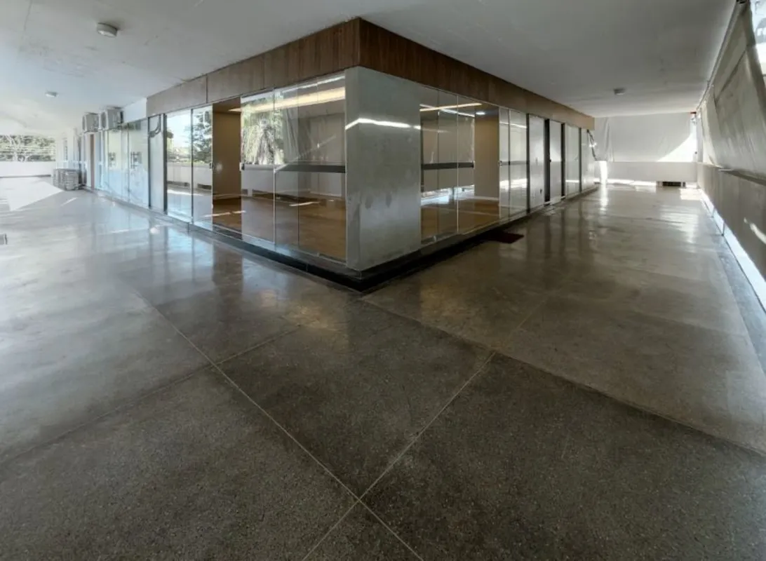 VILLA153775 - Última atualização: 25/08/26 23:32ALUGA-SE SOBRELOJA NA QI 09 LAGO...
