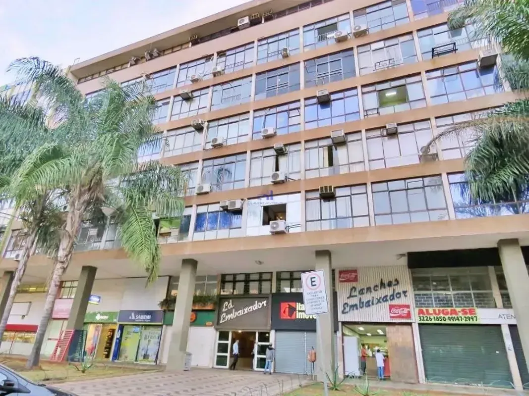 Excelente sala comercial para alugar no SCS QD 4 Bloco A - Ed. Embaixador Oportu...