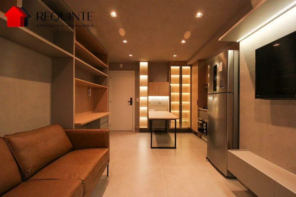 Oportunidade! Apartamento de um quarto, mobiliado e decorado de altíssimo padrão...