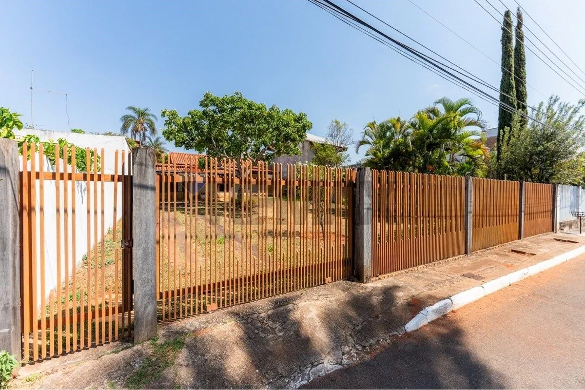 Casa aconchegante em condomínio no Estância Jardim Botânico 2Casa simples e acol...