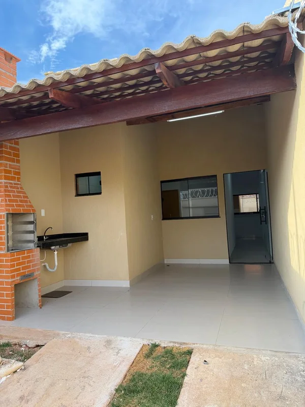 VENDE CASA COM DOIS QUARTOS, UMA SUÍTE, BANHEIRO SOCIAL, NO RESIDENCIAL - BUENA ...