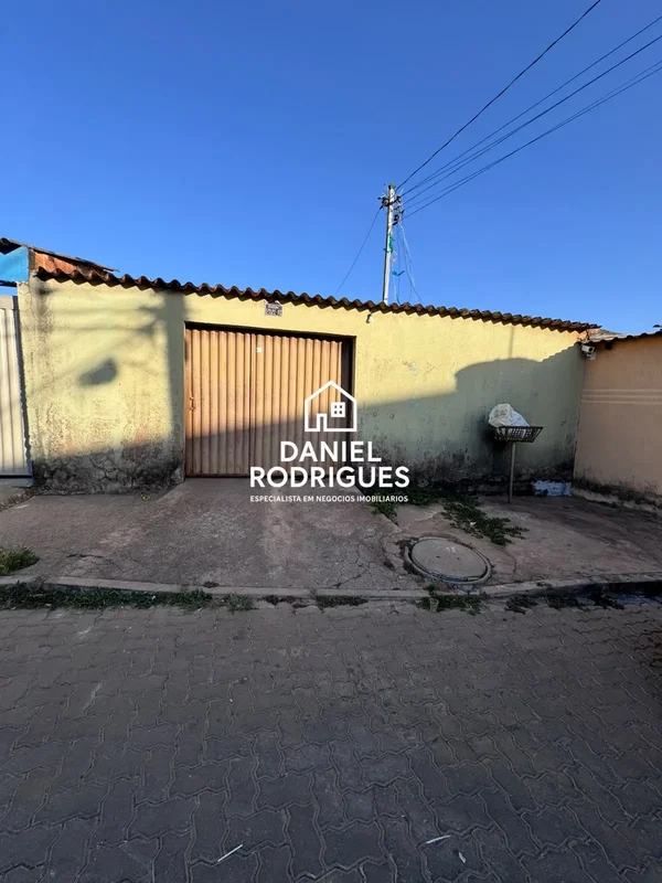 Vendo Casa no Sol Nascente Próximo do Supermercado IdealTrecho 2 São 3 Quartos s...