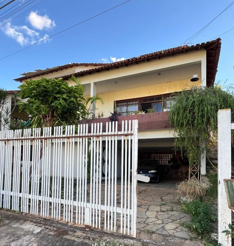 OPORTUNIDADE NO JARDIM BOTÂNICO | VILLE DE MONTAGNECasa com excelente potencial ...