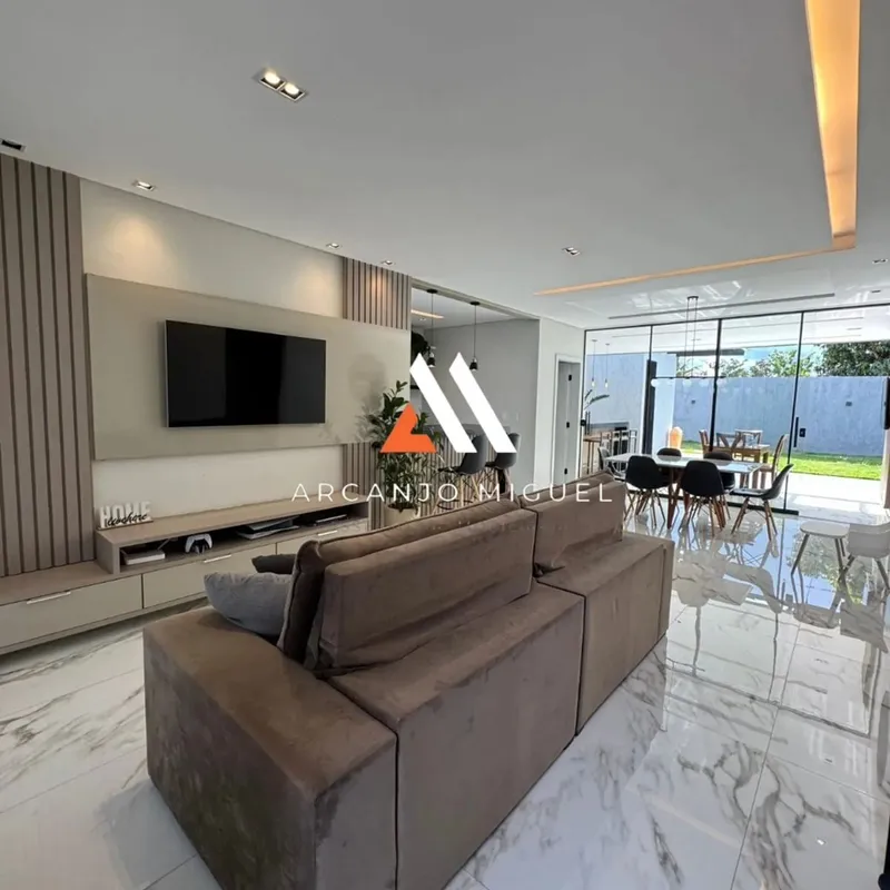 Imóvel anunciado no Canal Pro como Residential / Condo. Área útil de 220 m². Áre...