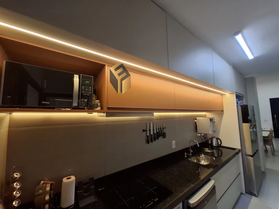 Casa moderna pronta para morar no Jardim Ana Lúcia | 3 quartos | Suíte | Gourmet...