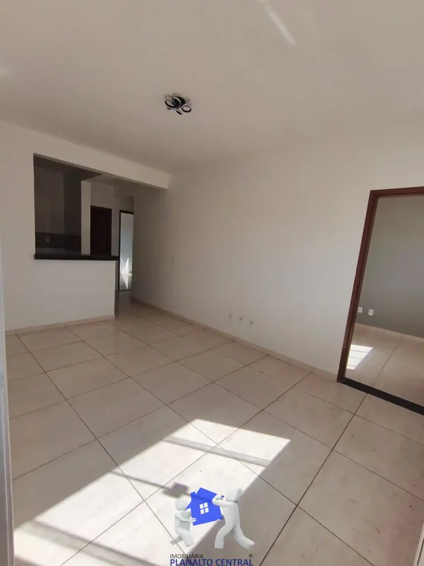 Ótimo apartamento de 03 quartos, sala e cozinha espaçosas, acesso direto pela BR...