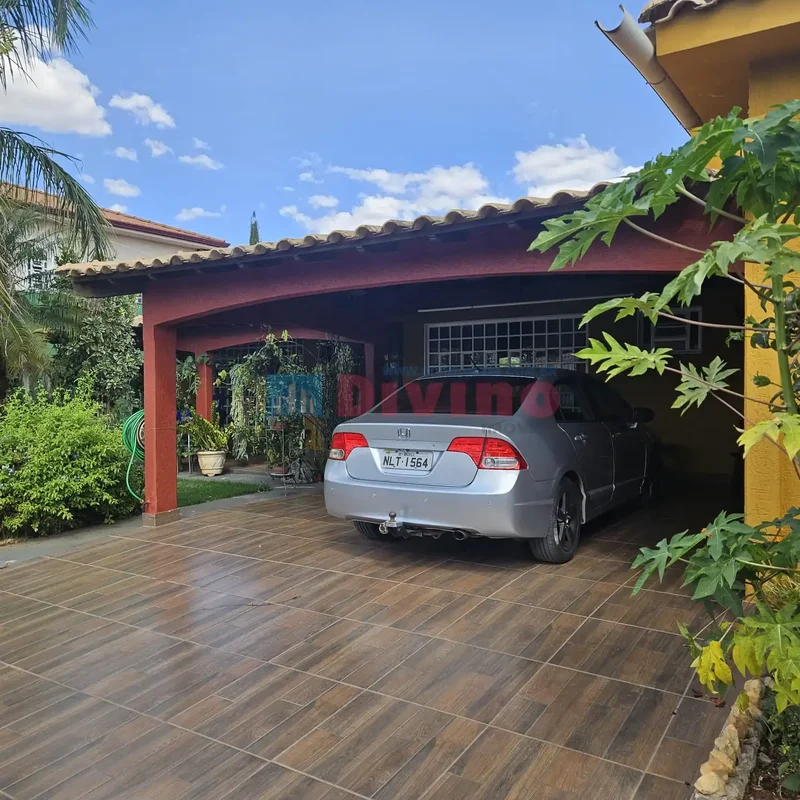 **EXCELENTE CASA A VENDA QMS 26 SOBRADINHO**-CONDOMINIO MINI CHACARA-TERRENO 904...