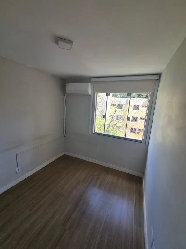 A GCASTRO IMÓVEIS VENDE !!!Lindo apartamento Vazado Sala ampla Vista livre para ...
