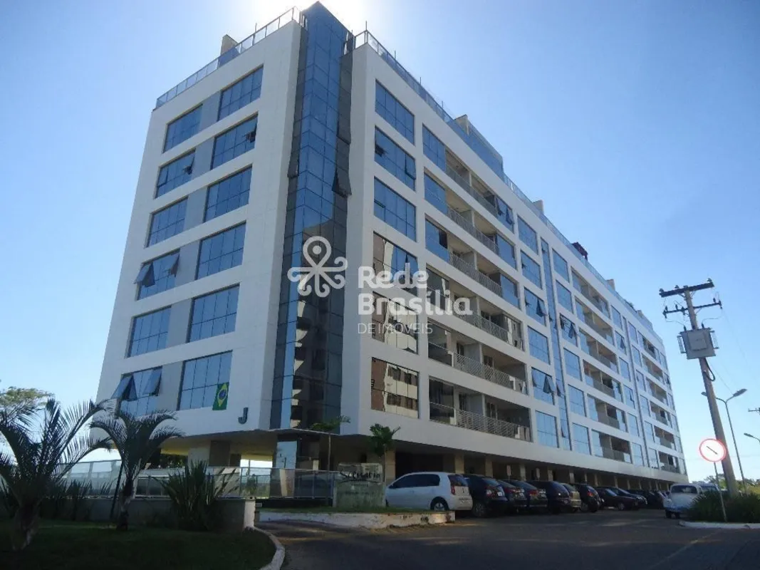 SQNW 111 BLOCO J - ED. SCENARIOApartamento de 03 quartos, reformado, com varanda...