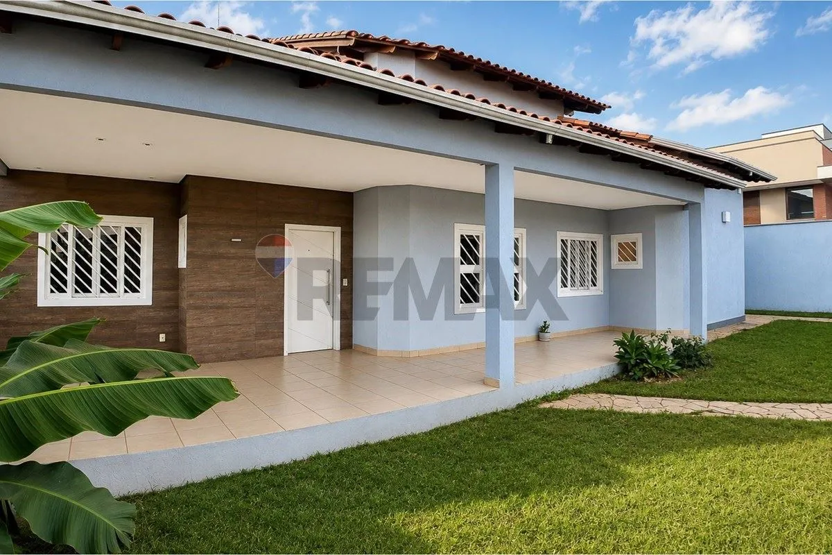 Descrição do Imóvel Condomínio Residencial VitóriaCasa térrea no Condomínio Resi...