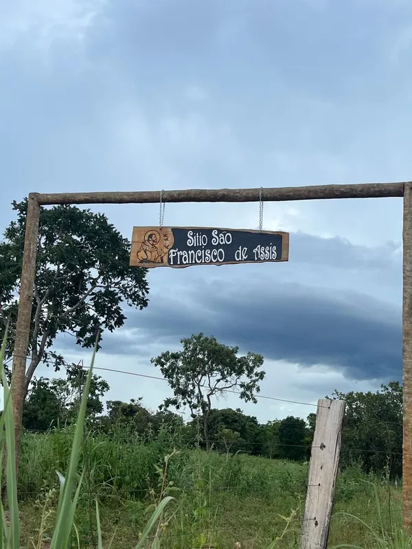  Localização privilegiada, próxima ao Lago Serra da Mesa e a diversos condomínio...