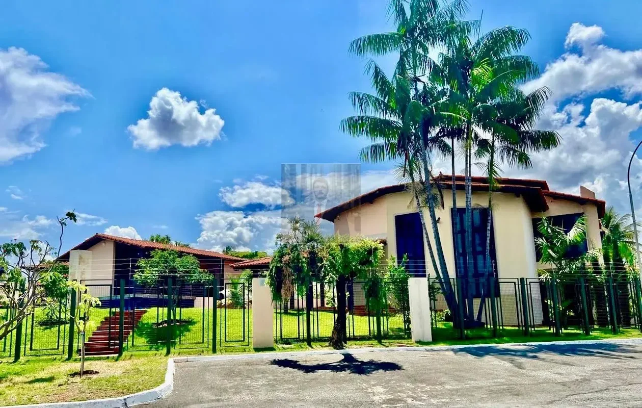 Espetacular Mansão em Lote de 2.500 m²: Conforto, Lazer Completo e AutonomiaDesc...