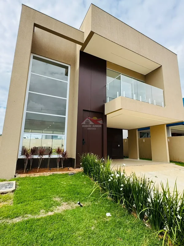 Casa moderna com 3 suítes e piscina no Le Premier Residence, localizada no Condo...