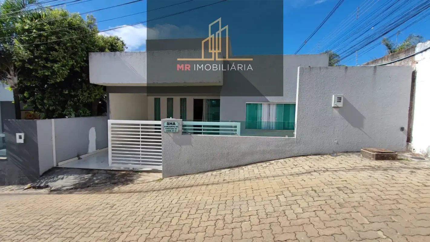 CASA A VENDA – ARNIQUEIRASValor do imóvel: R$ 680.000Condomínio FLORECER Caracte...