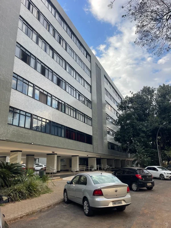 Apartamento disponível para aluguel na Asa Sul. O imóvel possui 61 m² de área co...
