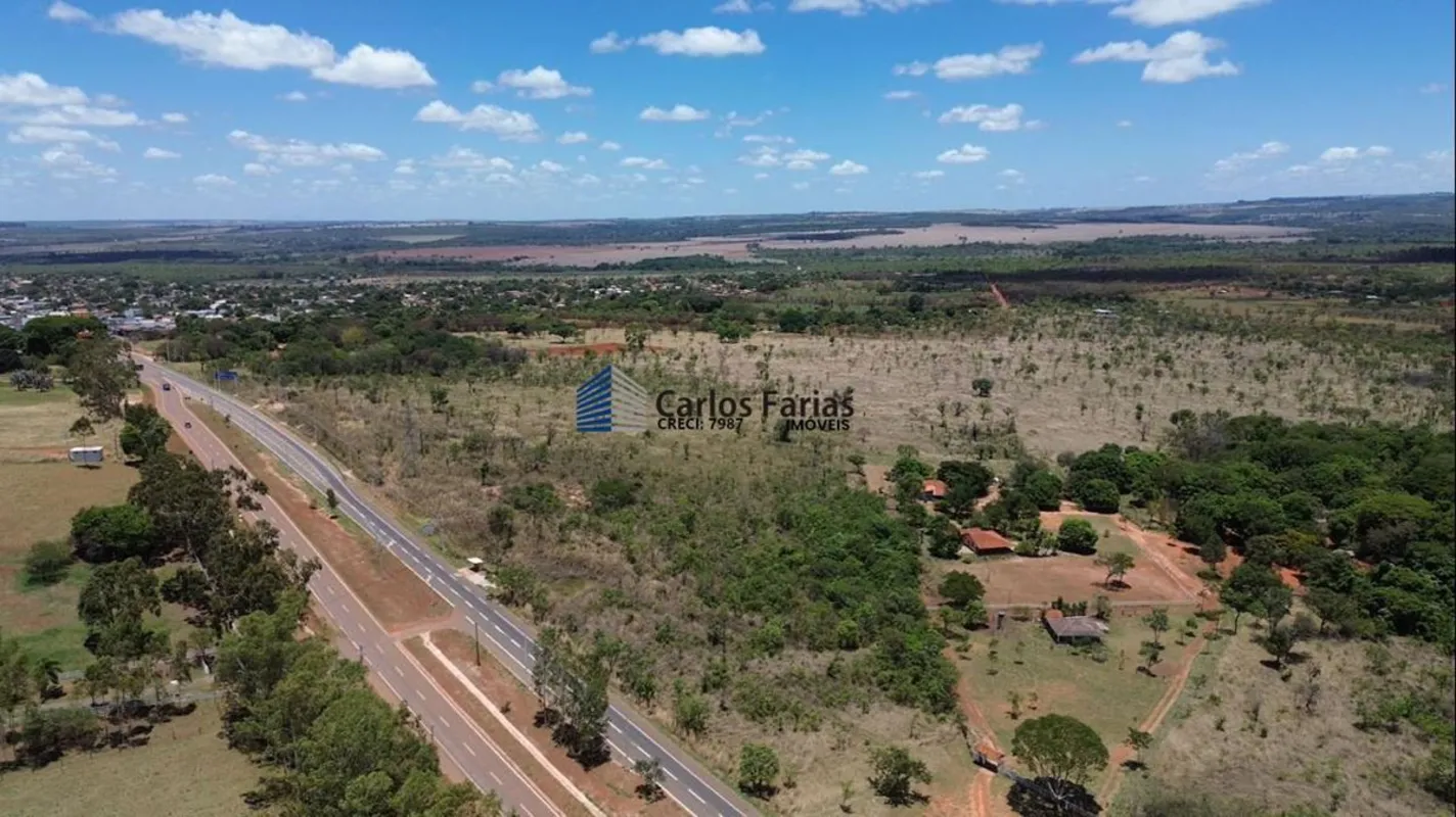 DF-140 Jardim Botânico Próximo do Alphaville região nobre de alta valorização. E...
