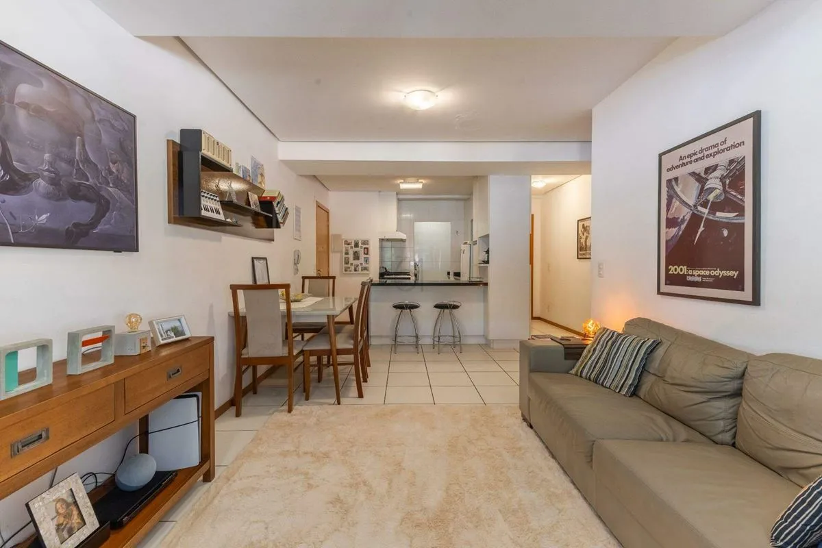 Apartamento com 2 quartos, sendo 1 suíte, no Edifício San Raphael!Localizado na ...