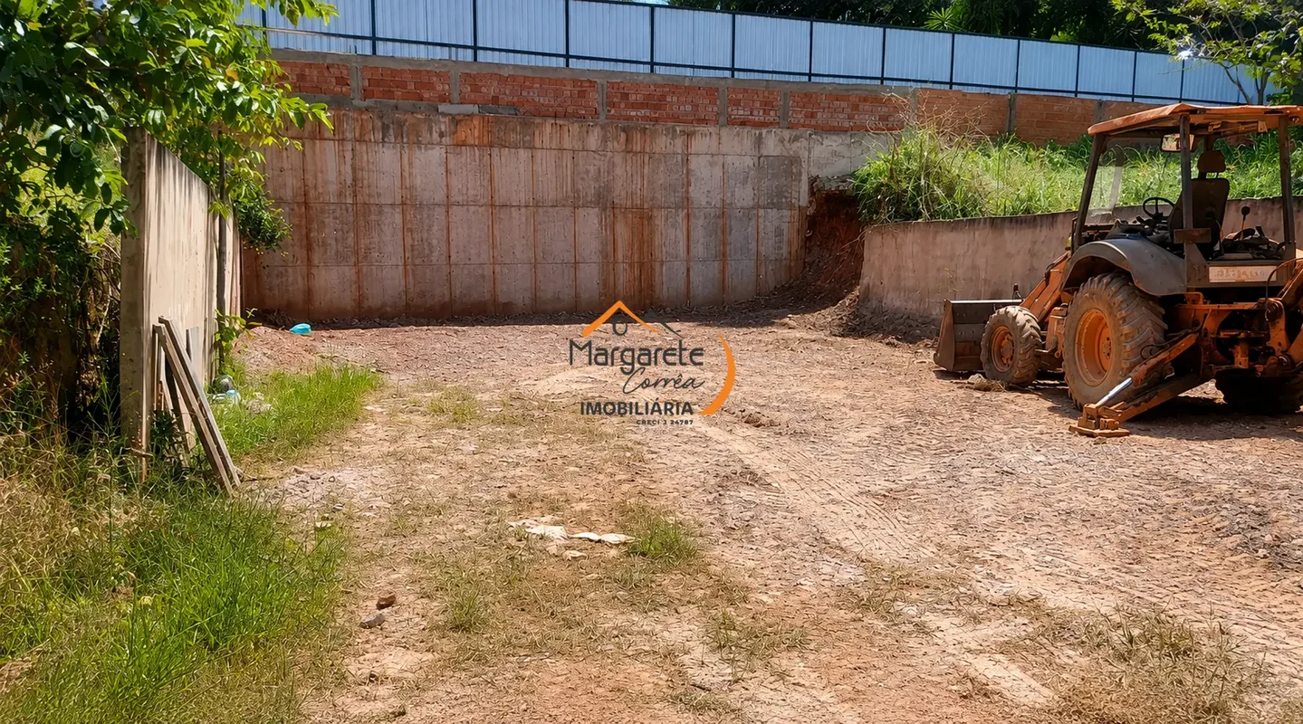 Imobiliária Margarete Corrêa vende lote na DF 425 na Chácara Sossego, dentro do ...