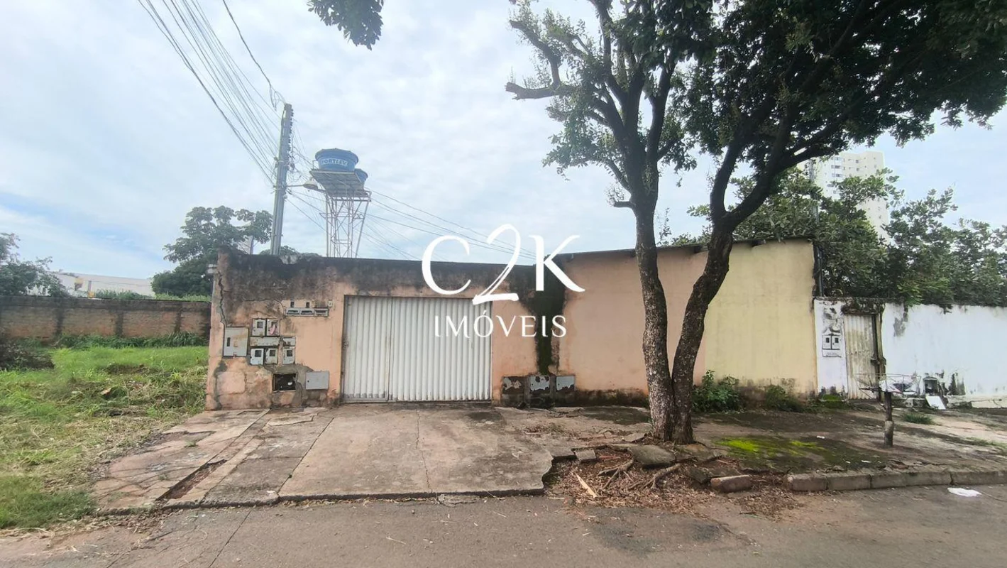 Imóvel comercial - Região do Buriti ShoppingLote com 390m²Excelente oportunidade...