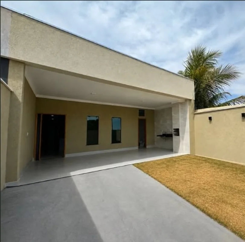 Casa á venda! Situada no SEtor Vila Oliveira em Goiânia.Área do Lote: 267,05 m²*...