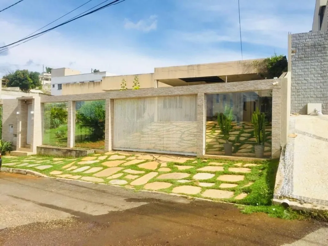 CASA CONDOMÍNIO OURO VERMELHO IISALASALA DE JANTAR 4 QUARTOS SUÍTESWC SOCIALESCR...